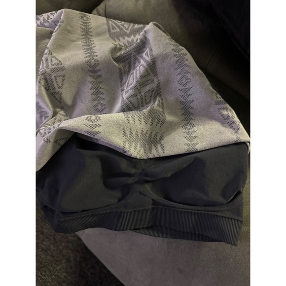 Athleta Grey Aztec Tribal‎ Racerback Tank Top Athletic Bra Liner Performance S - Picture 9 of 9
